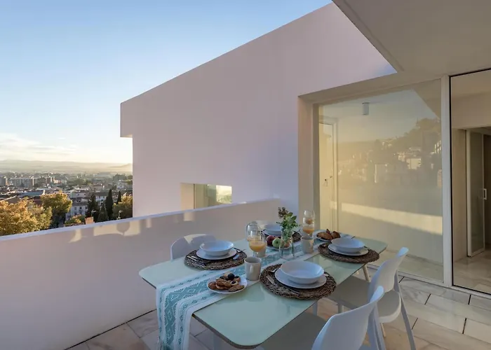 My White Wall Realejo Apartment Granada