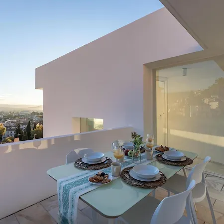 My White Wall Realejo Apartment Granada