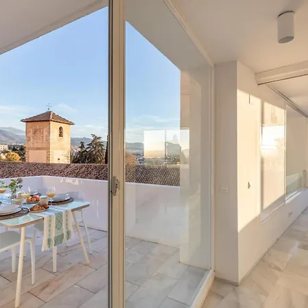 My White Wall Realejo Apartment Granada